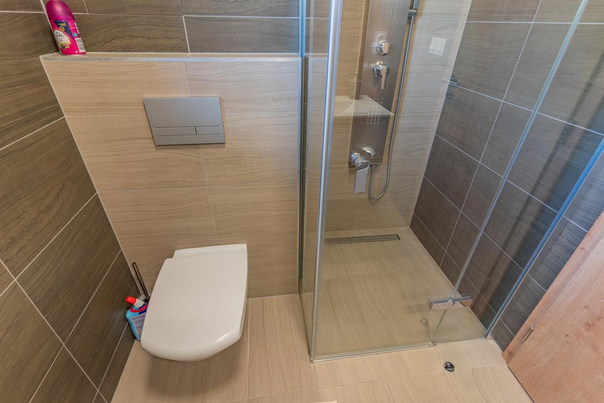 Apartman แชร์นาฟ โปชูมาวี ภายนอก รูปภาพ