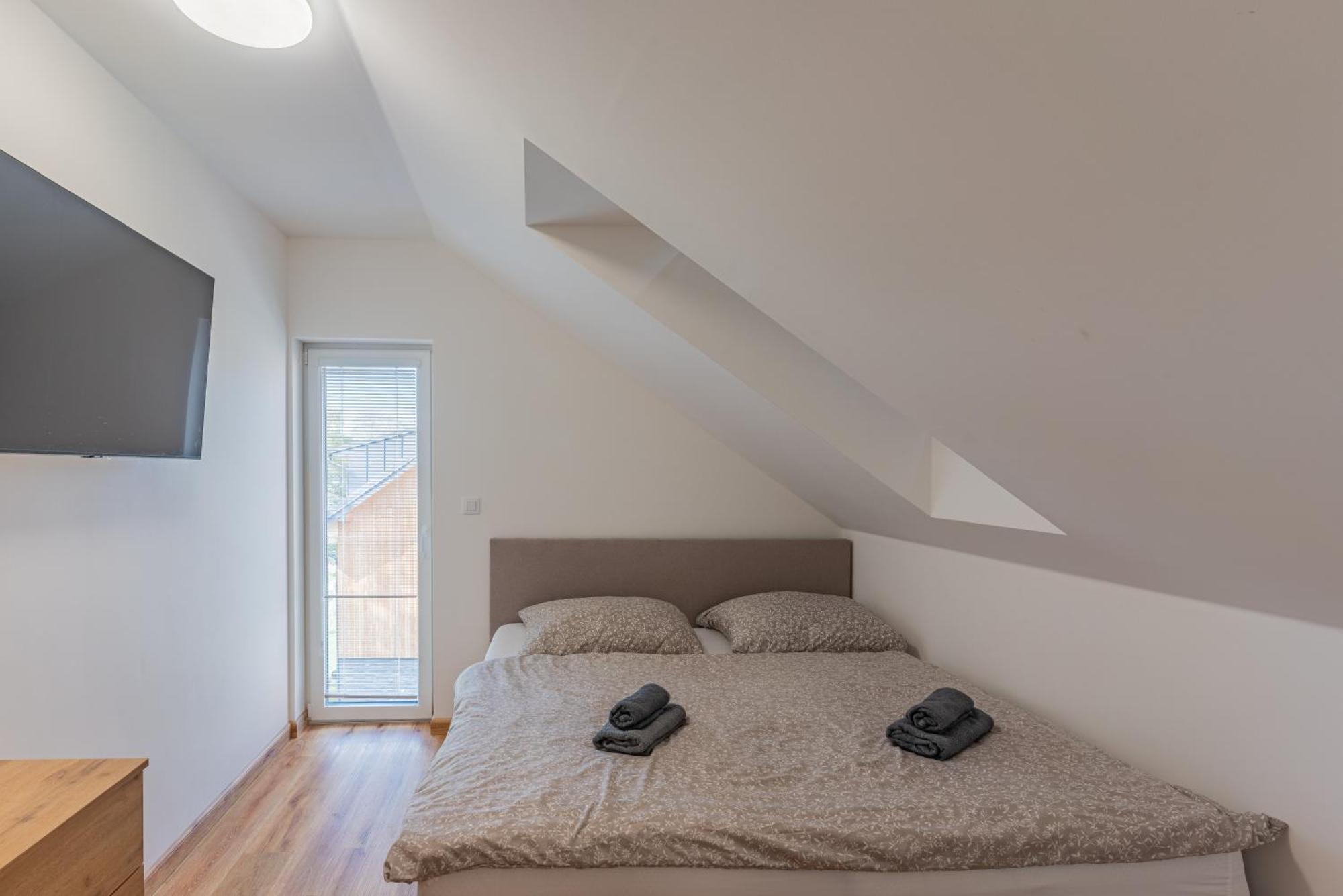 Apartman แชร์นาฟ โปชูมาวี ภายนอก รูปภาพ