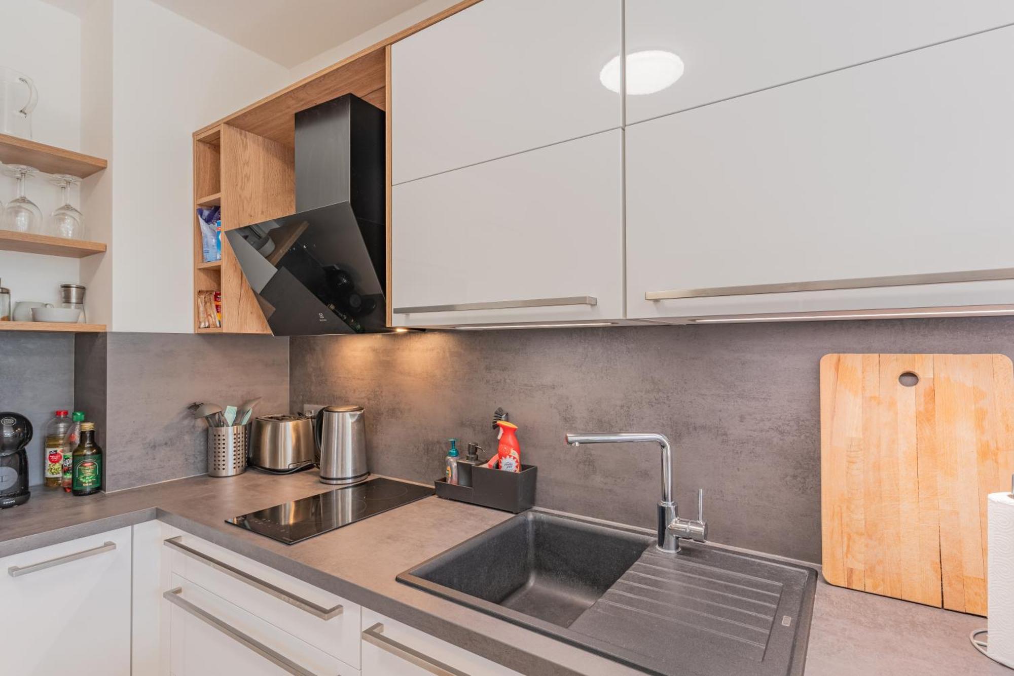 Apartman แชร์นาฟ โปชูมาวี ภายนอก รูปภาพ